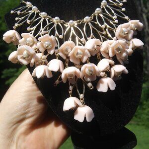sweet dainty  pretty multiflowered statement necklace  unique rare by INC